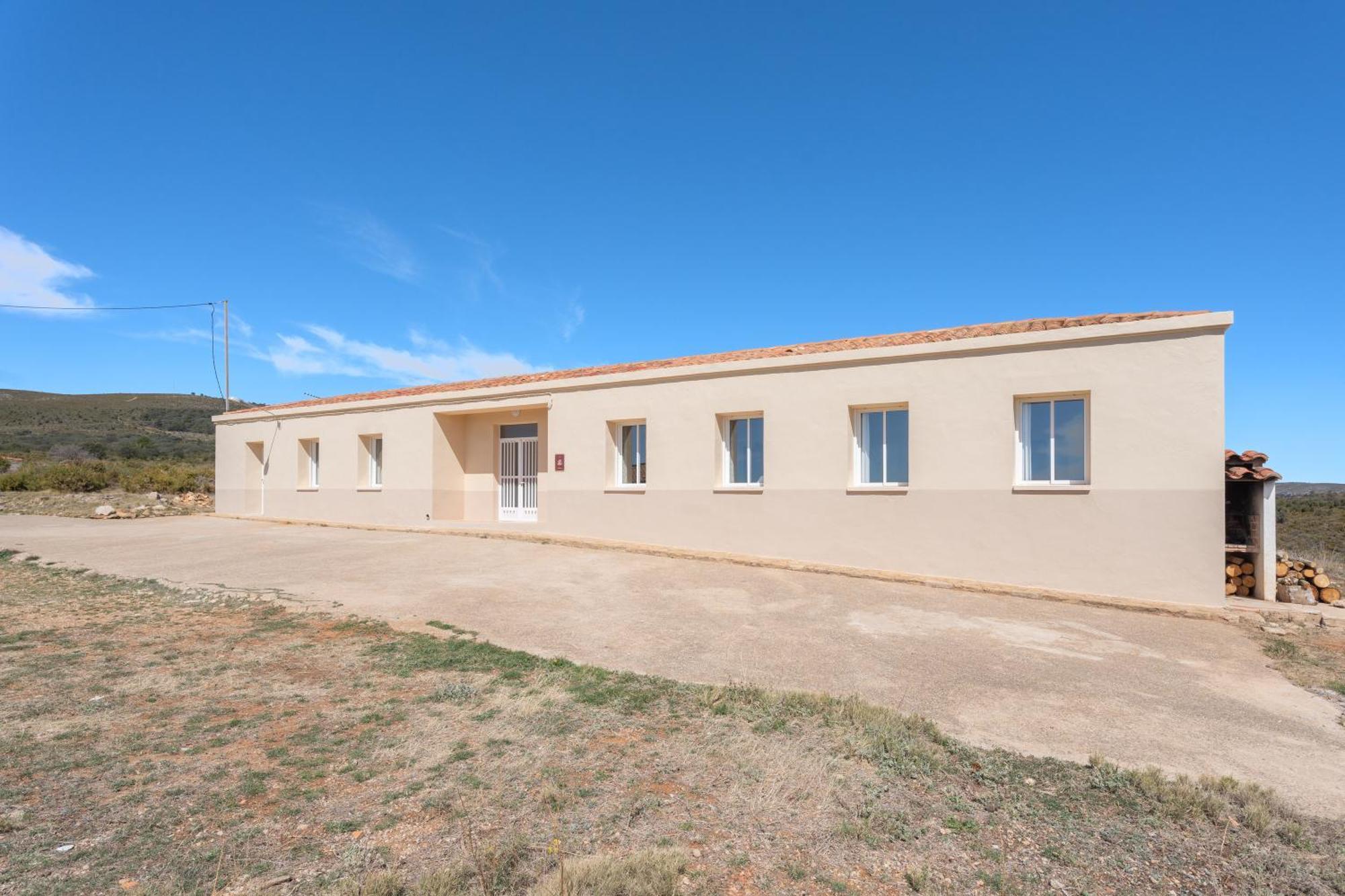 Antiga Escola Pla Del Sabater